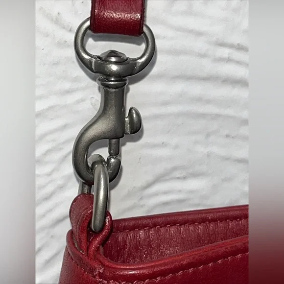 Vintage Red Coach Turn Lock Made In Costa Rica with Strap 9154